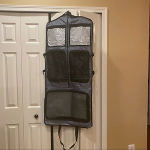 Thirty One - Well Suited Garment Bag